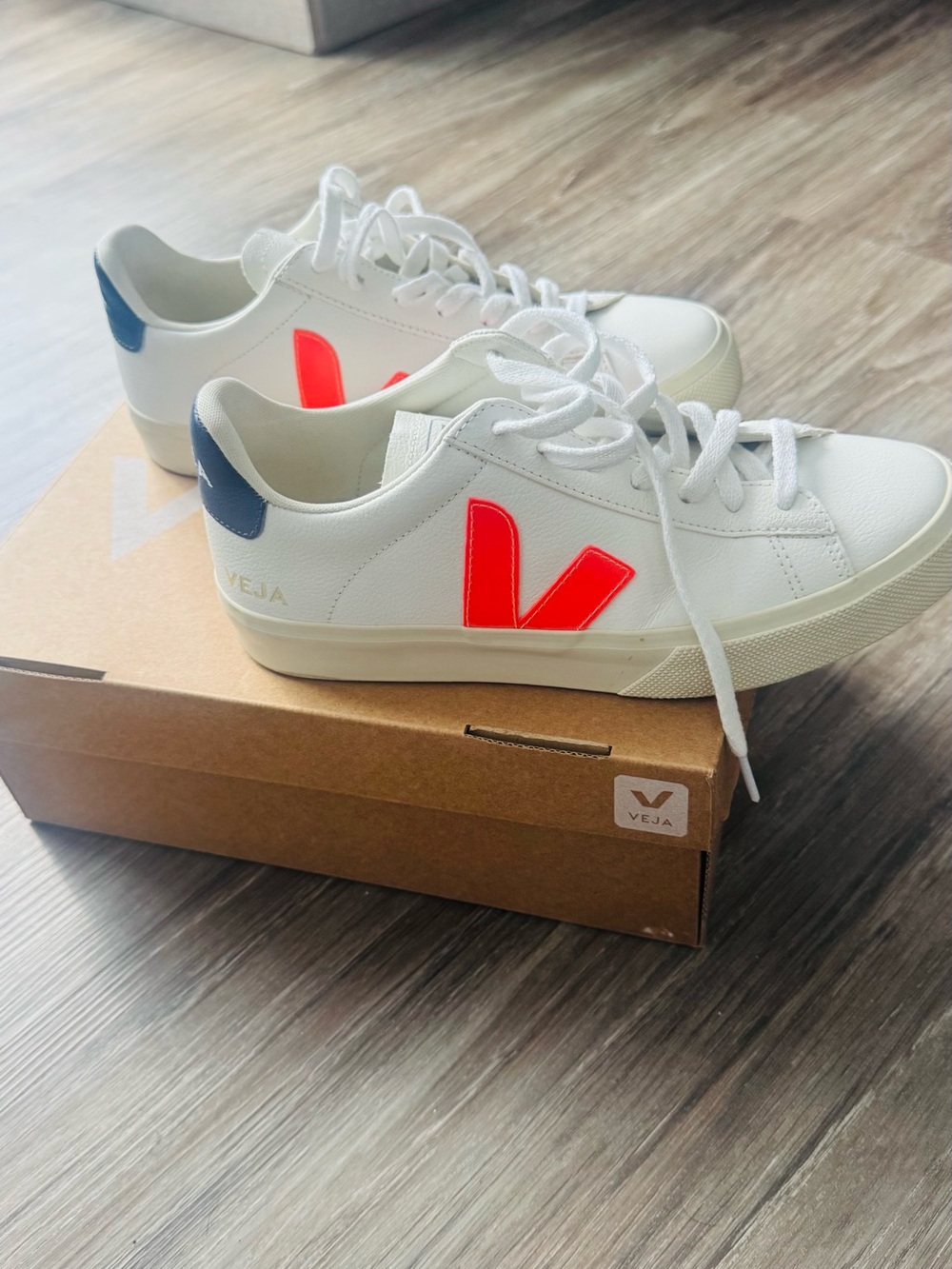 Veja Women’s Low-Top Sneakers in White with Neon Pink V and Blue Heel
